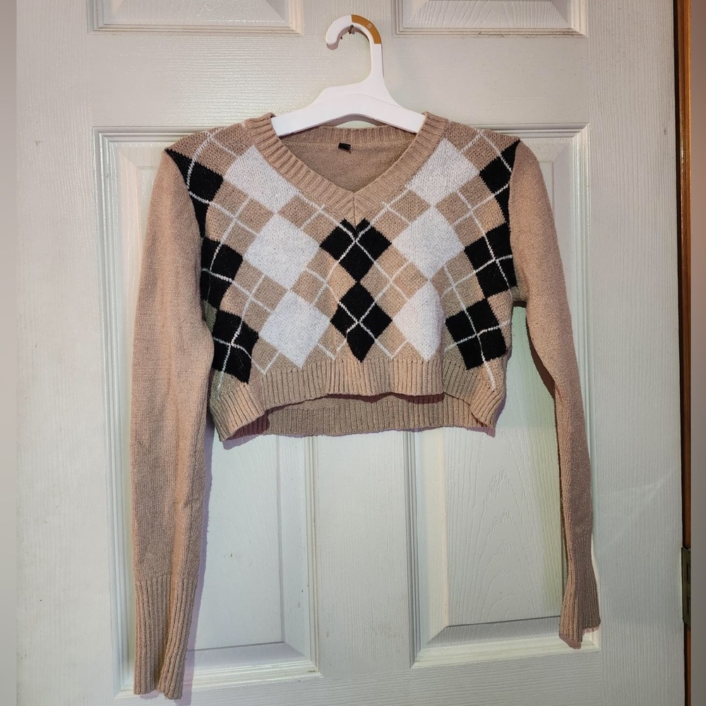 Brown Cropped Argyle Sweater